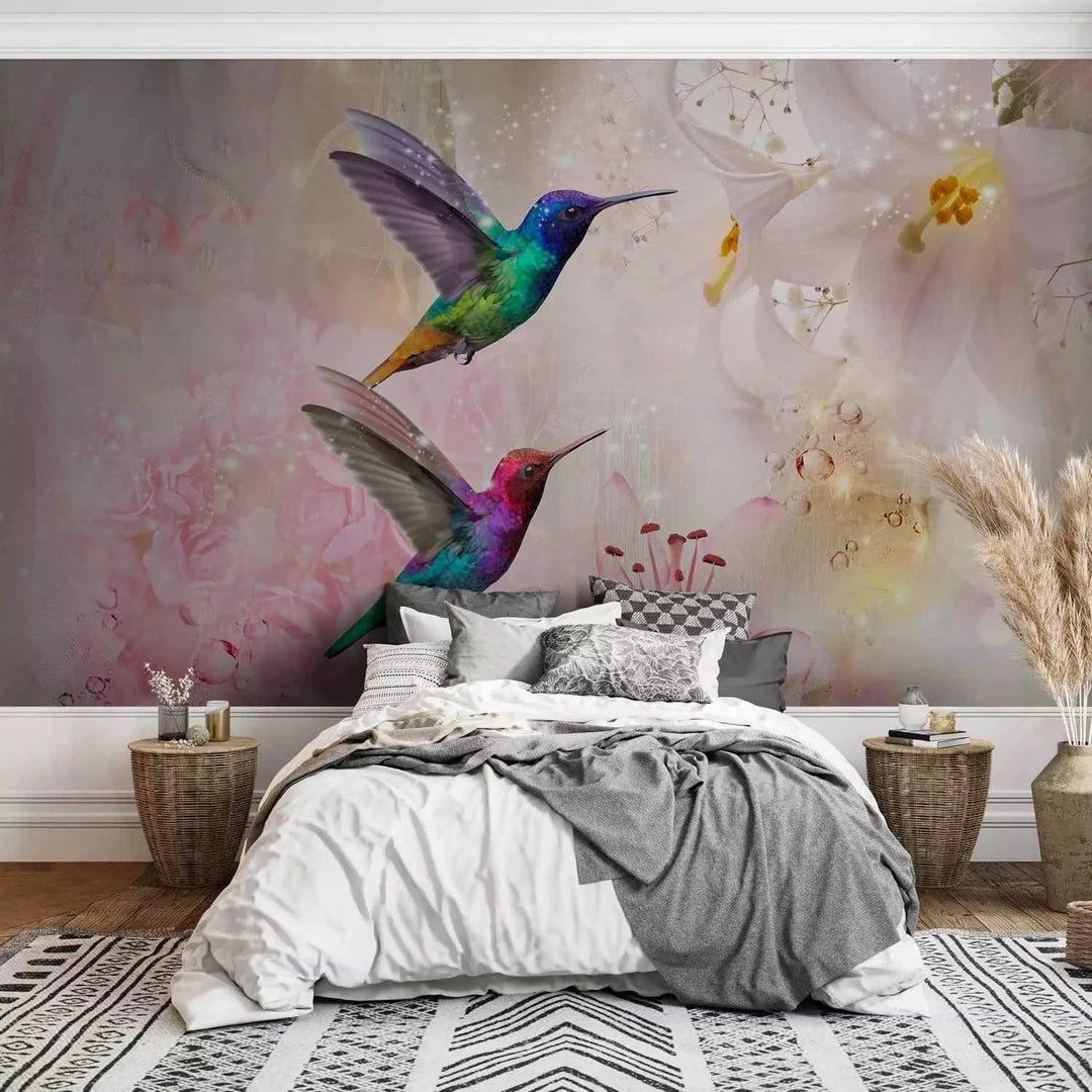 Fototapetes - Krāsainie kolibri, kas vāc nektāru no liliju ziediem G-ART