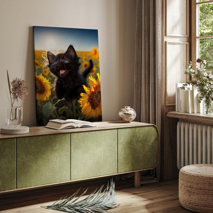 Glezna ar melno kaķi kas dejo saulespuķu laukā saules staros, 150122 G-ART