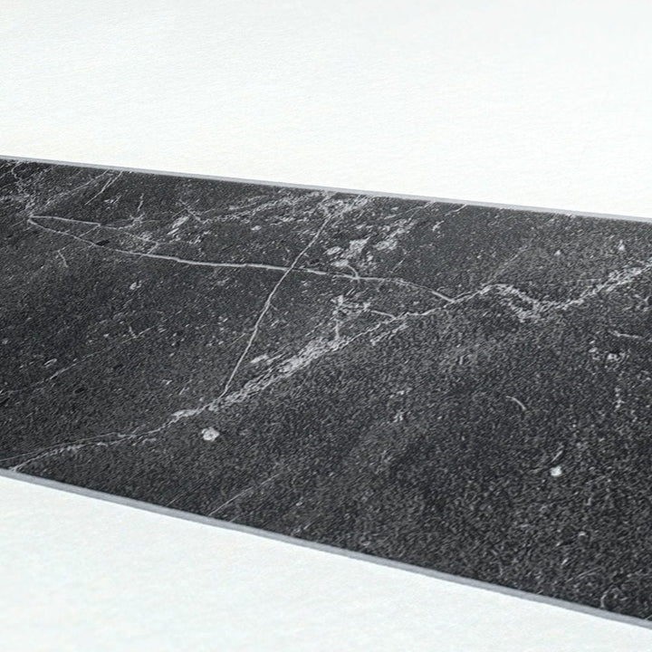 Tapetes ar diagonālam svītrām un marmora izskatu, melnbaltas AS 379921 Tapetenshop.lv