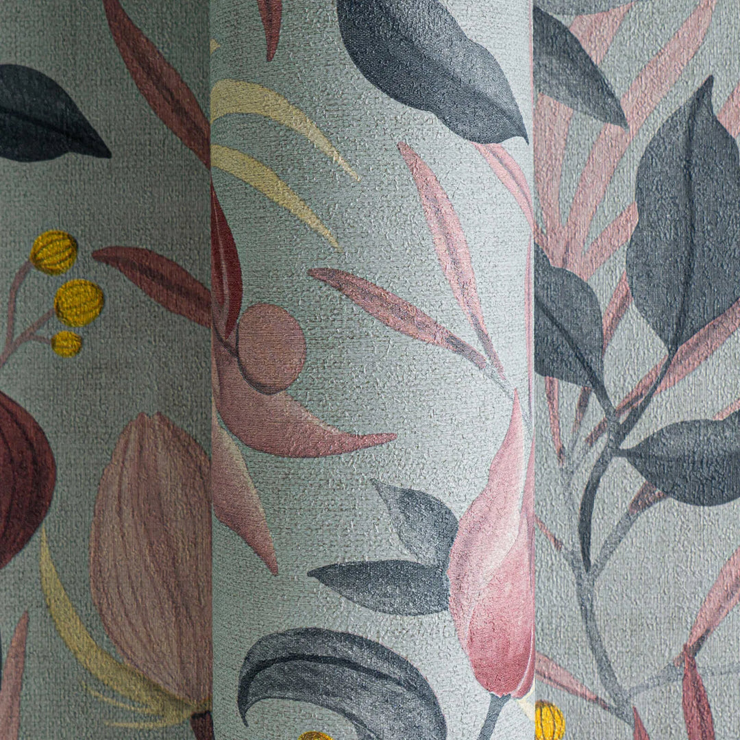 Tapetes pasteļtoņos ar eksotiskiem ziediem uz maigi zila fona - zils, rozā, rozā - 3010135