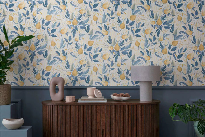 Playful non-woven wallpaper with exotic flowers | White, blue, yellow - 3010142