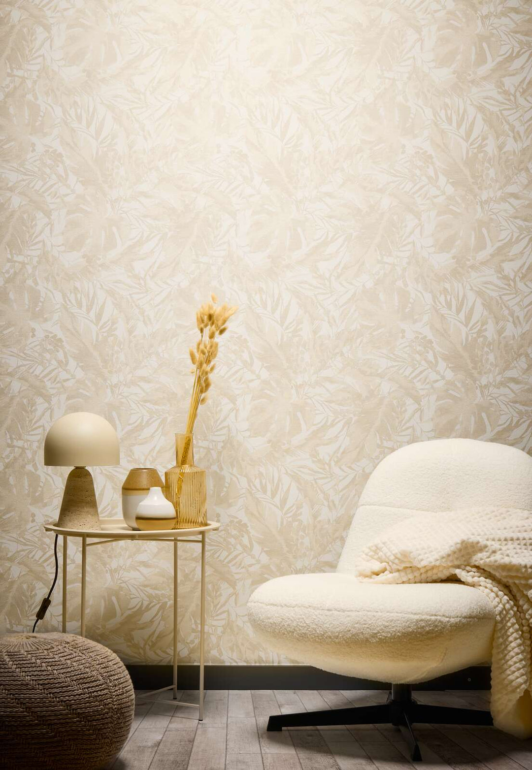 Wallpaper with palm tree motif in soft shades with light texture - beige, cream - 3010147