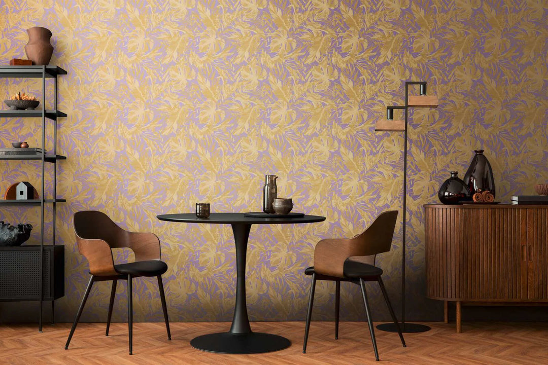 Matte non-woven wallpaper with exotic jungle motif and light texture - 3010151