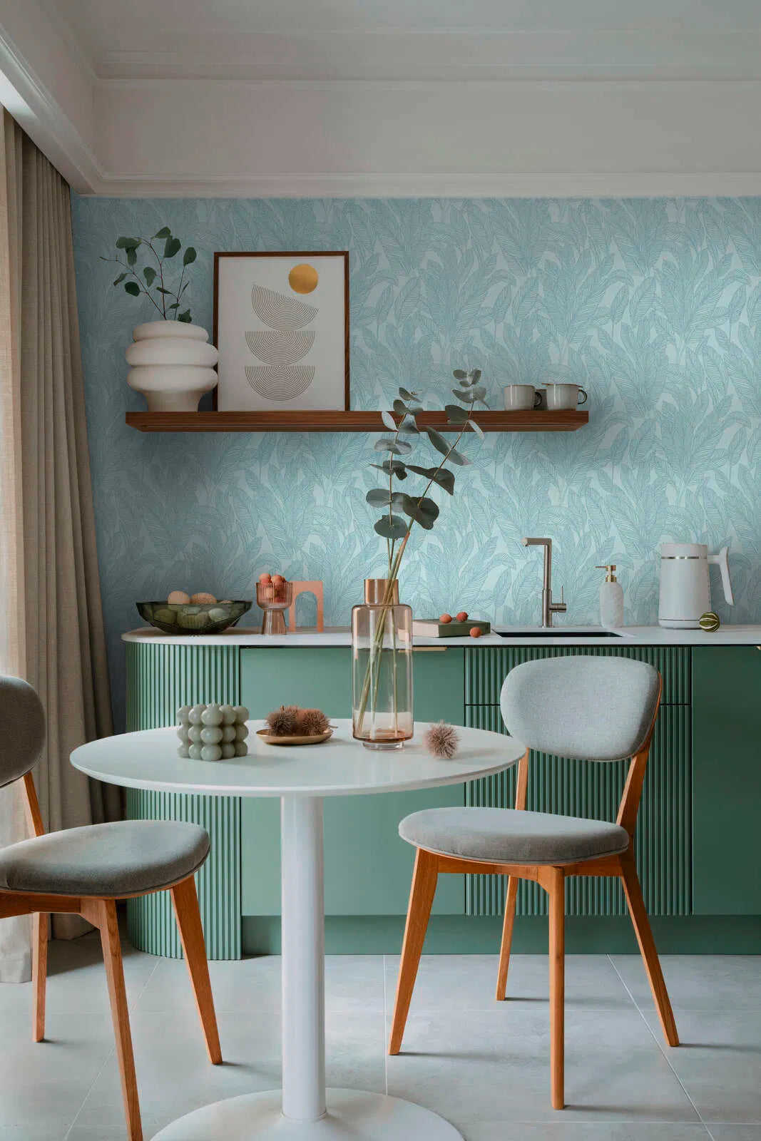 Textured non-woven wallpaper with soft, shiny palm leaf design | blue, gold - 3010163