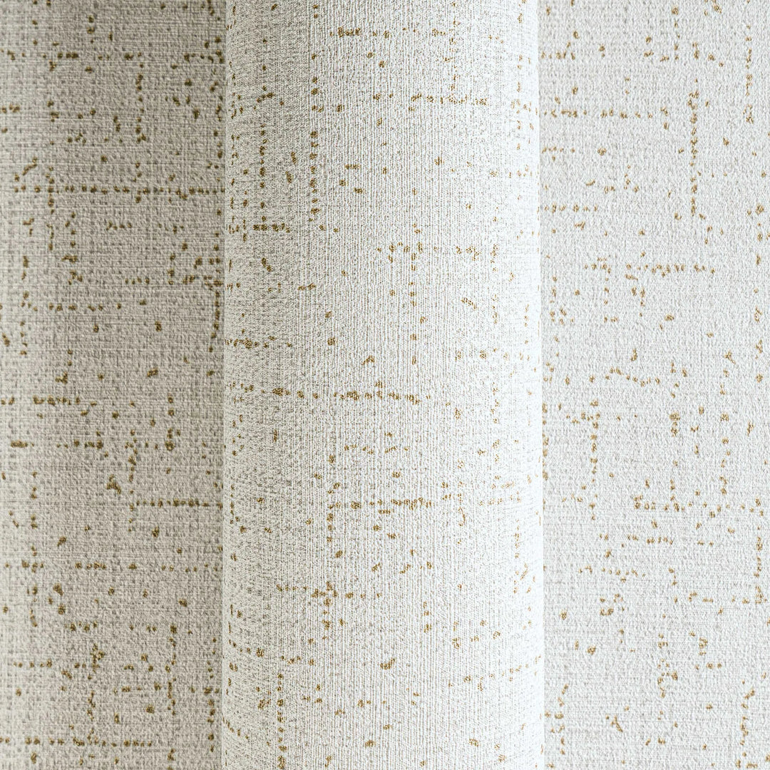 Neaustas tapetes ar elegantu mirdzošu tekstūru siltos gaišos toņos - 3010214