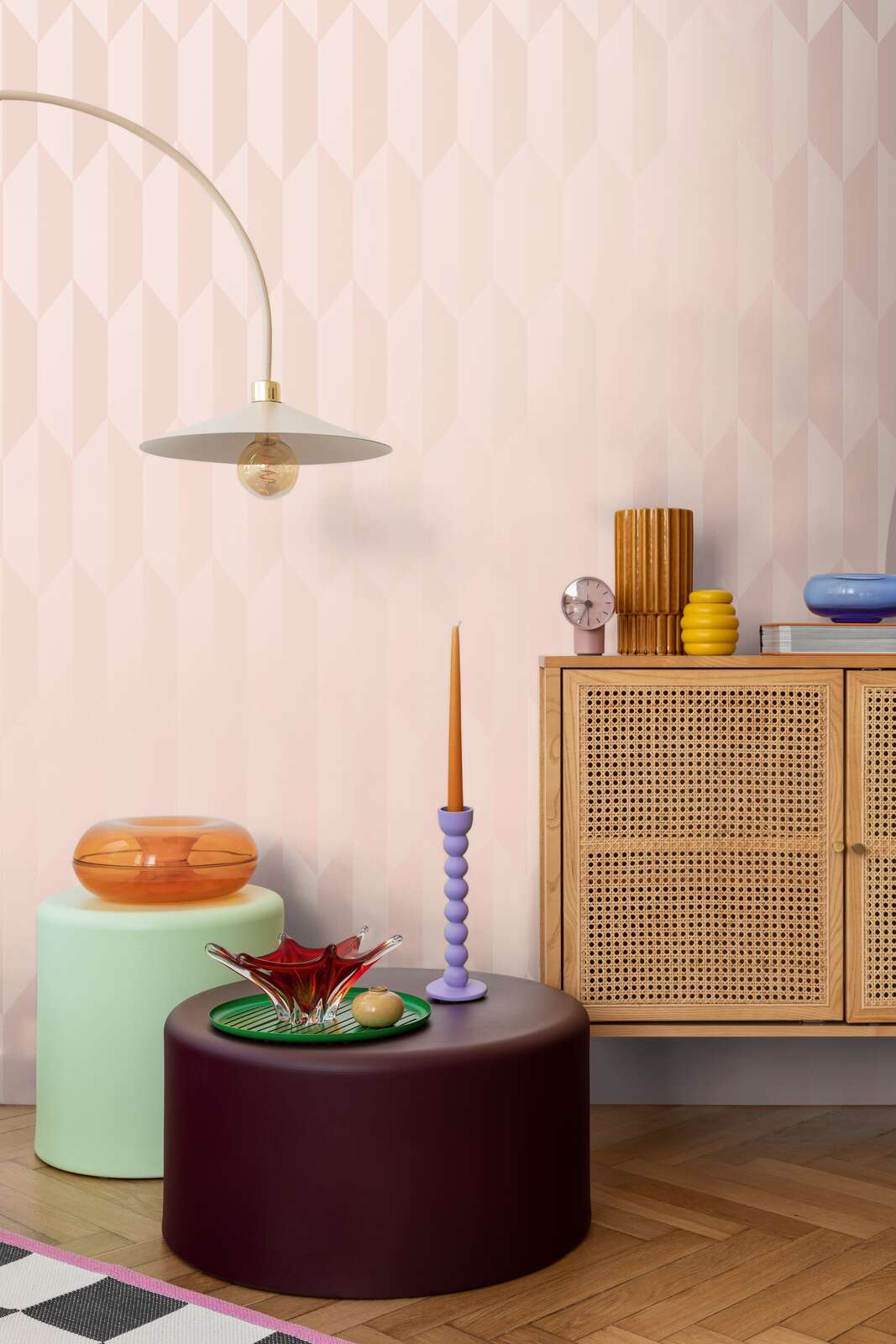 Neaustas tapetes ar modernu, spīdīgu dimantu rakstu - rozā - 3010516