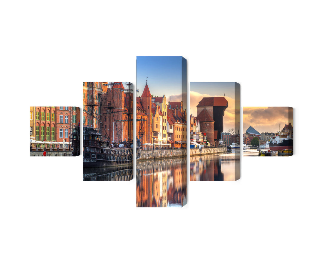 Kanva - Gdaņskas Motława saullēktā, N-2710