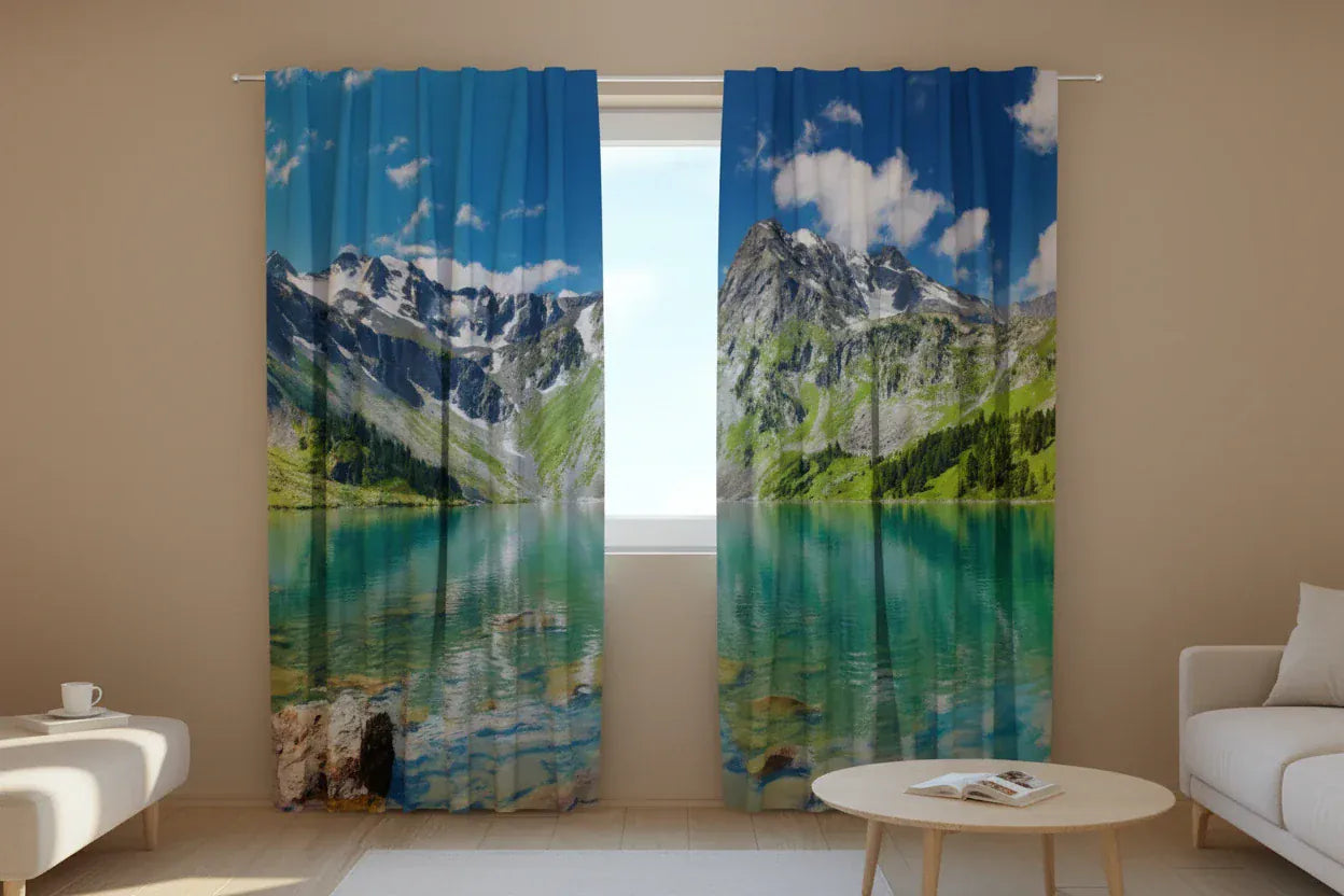 Aizkari viesistabai ar skaistu kalnu ainavu - Skaists Morēna ezers Tapetenshop.lv
