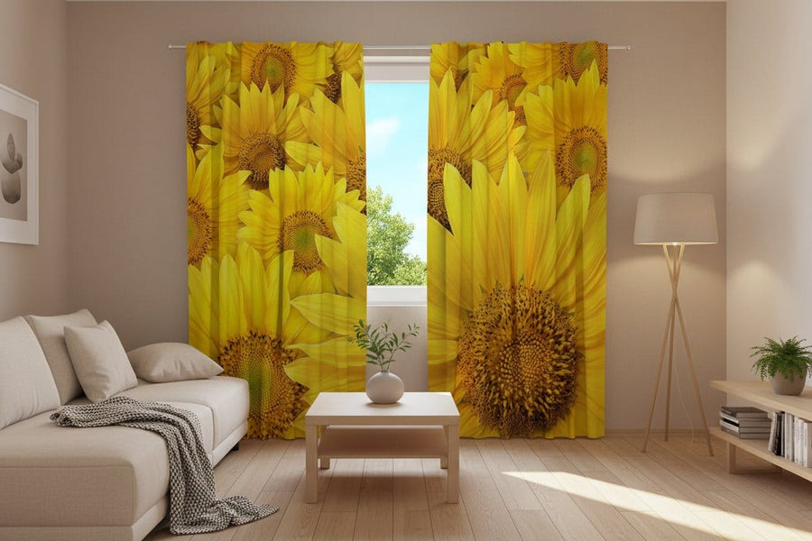 Dienas un nakts aizkari - Saulespuķes uz sniegbalta fona Tapetenshop.lv