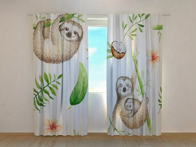 Curtains with a wonderful animal motif are ideal for children's rooms on Tapetenshop.lv