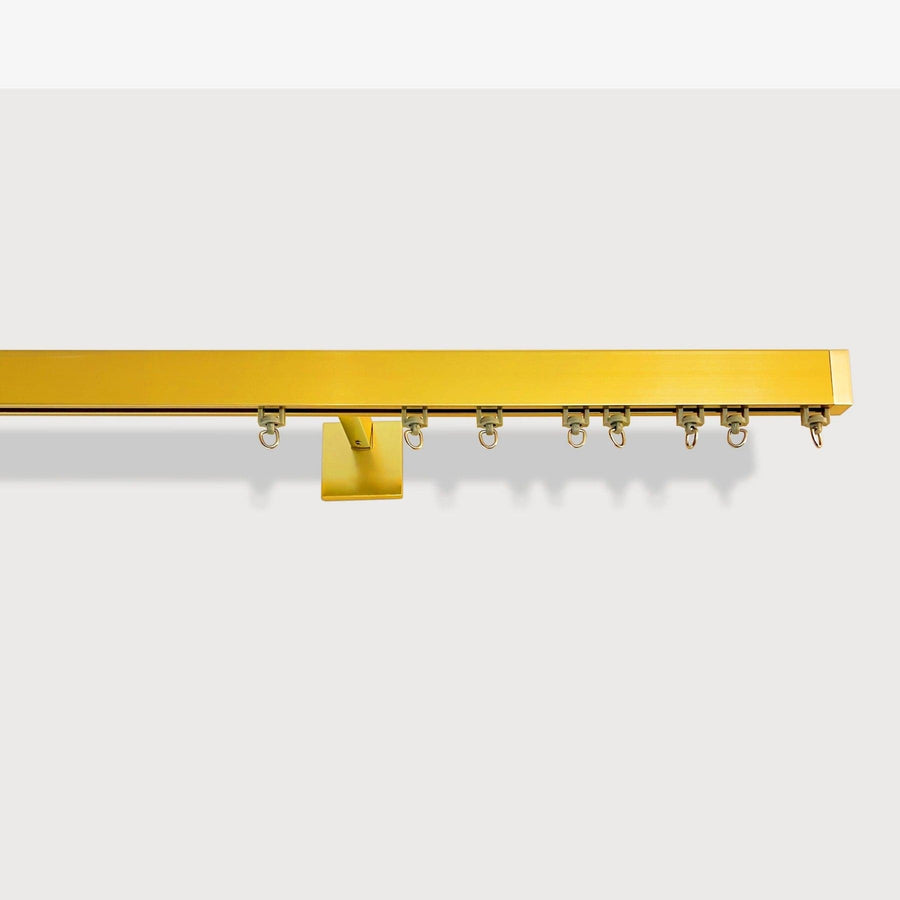 Aizkaru karnīze pie sienas (alumīnijs, zeltā krāsā) – Pilns komplekts Digital Textile XL