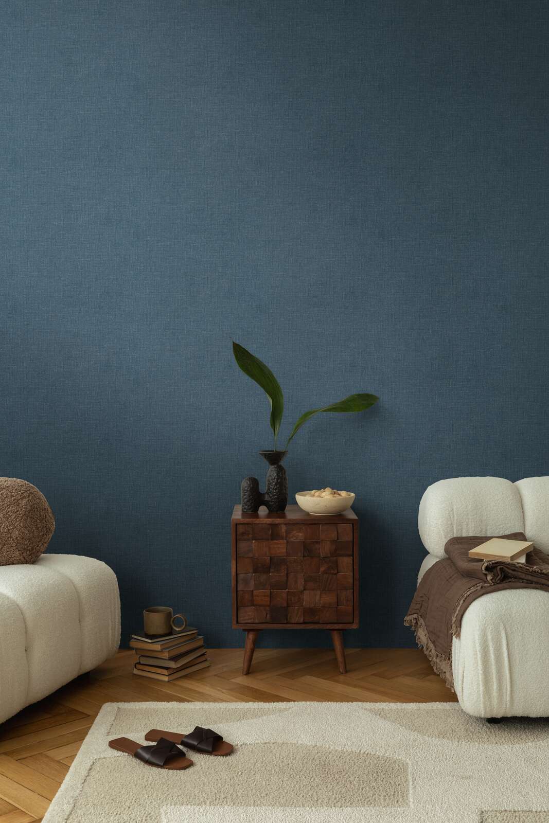 Augstākās kvalitātes neaustas tapetes ar zīdainu, mirdzošu tekstūru | tumši zilā | 3010222 AS Creation