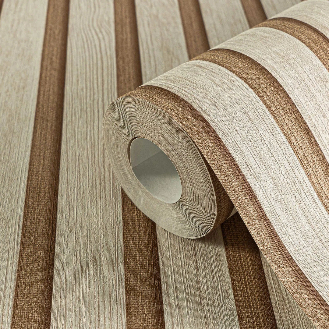 Bēšas svītrainas tapetes ar koka imitāciju, nedaudz spīdīga virsma - 3000334 AS Creation