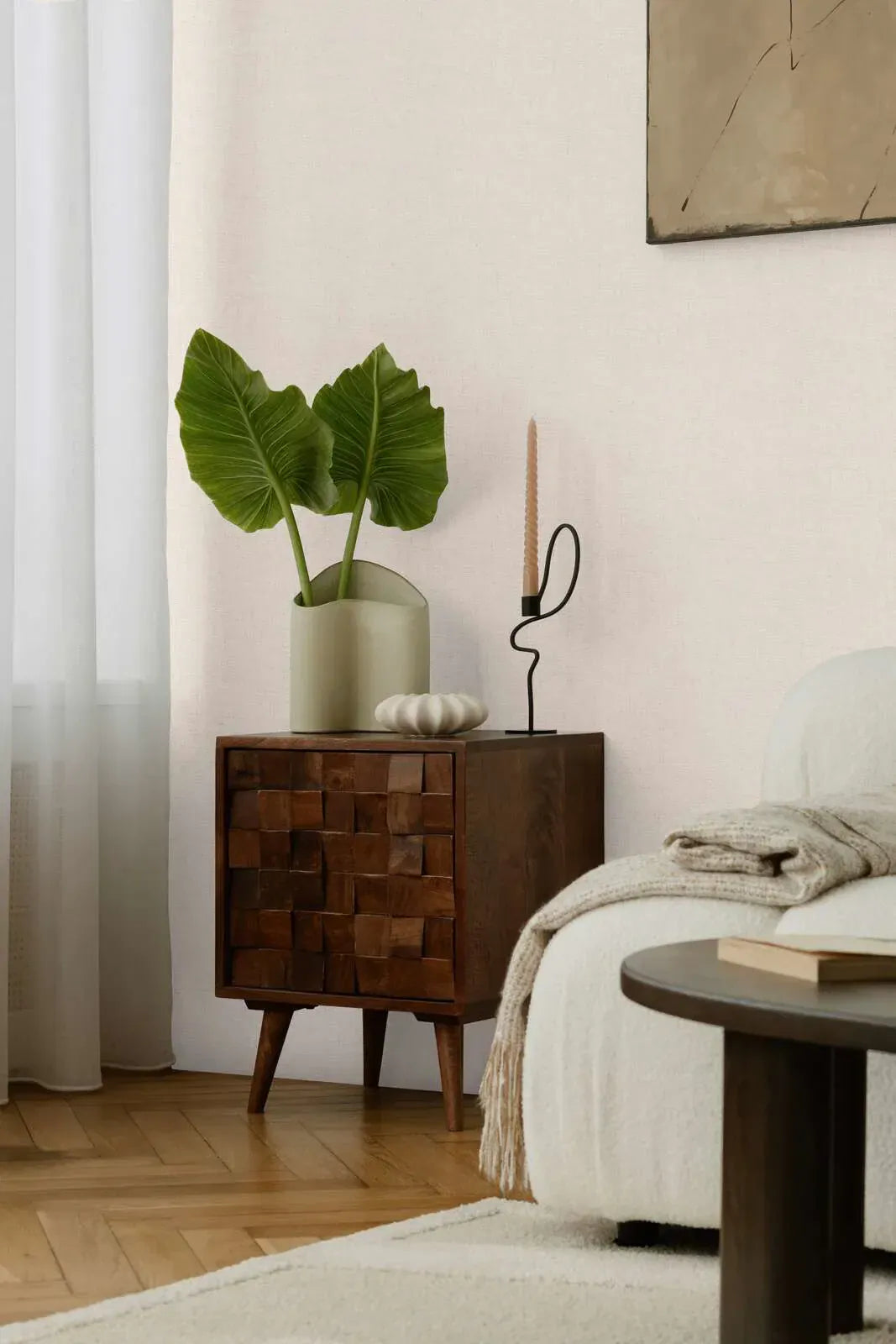 Delikātas vienkrāsainas tapetes ar elegantu, mirdzošu tekstila izskatu siltā, krēmkrāsā tonī | 3010207 AS Creation