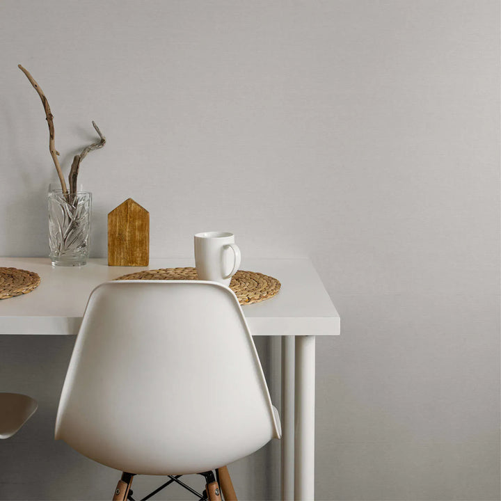 Elegantas vienkrāsainas tapetes ar vieglu tekstūru - baltas - 1371143 AS Creation