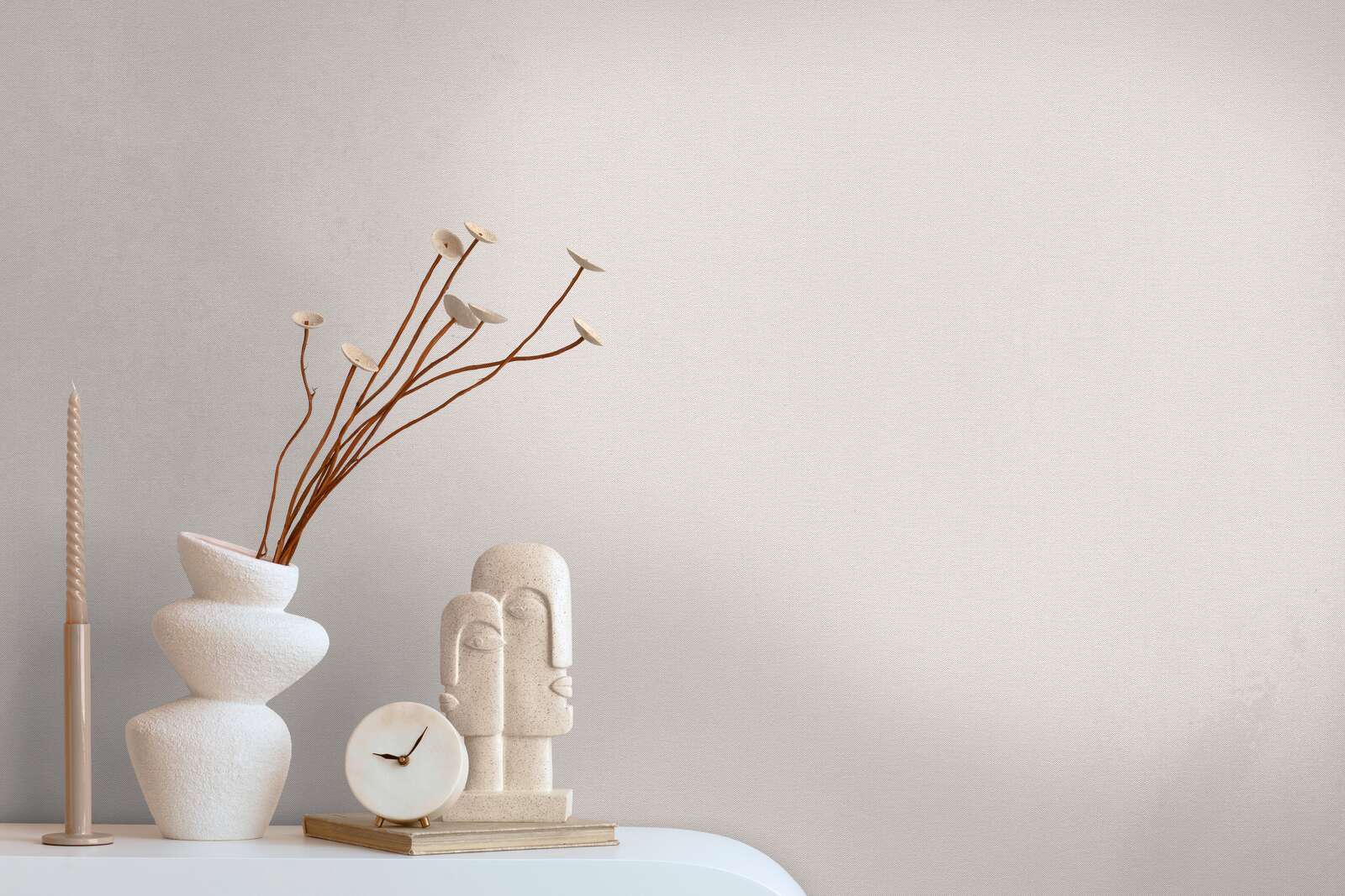 Flizelīna tapetes ar tekstila faktūru gaiši rozā krāsā – Elegants interjera akcents | 1306422 Tapetenshop.lv