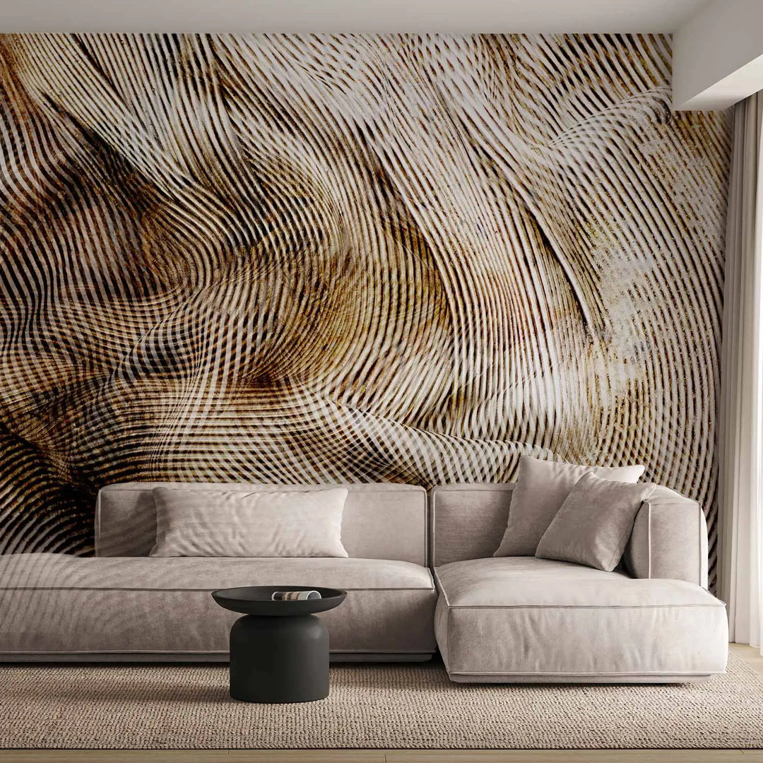 Abstrakta fototapete ar hipnotisku 3D efektu, kurā attēlotas plūstošas, viļņotas līnijas brūnos, smilškrāsas un baltos toņos, radot rievota apmetuma vai auduma kroku vizuālo ilūziju.
