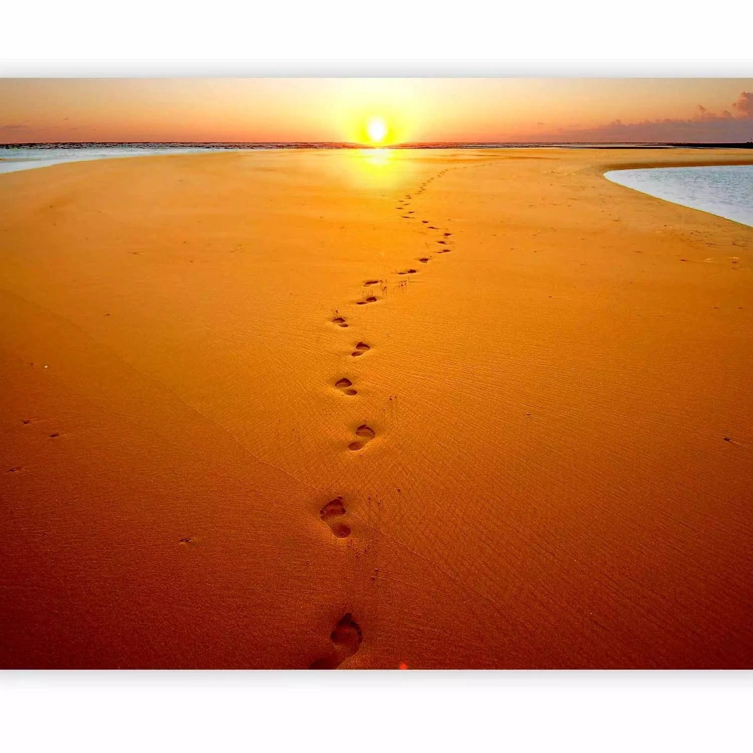 Fototapetes - Ainava ar nelielu pludmali siltos toņos, oranžā krāsā G-ART