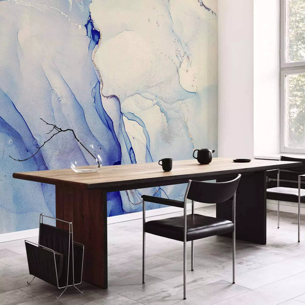 Fototapetes - Abstrakcija – zila krāsa, kas pārklāta ar baltām strūkām G-ART