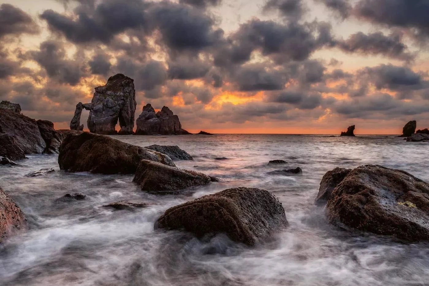 Fototapetes ar jūru - Jūras templis - saulriets jūrā D-ART