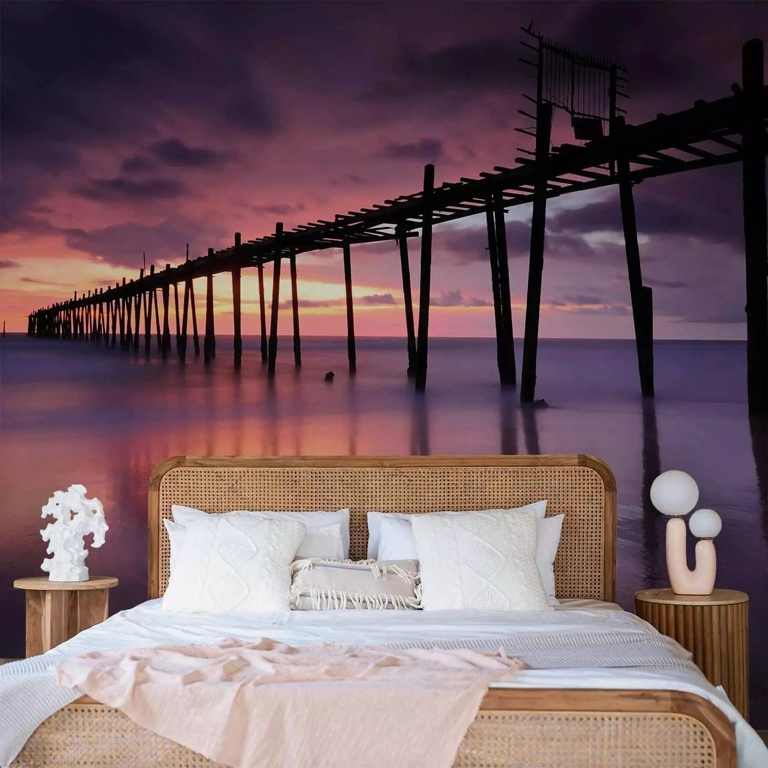 Fototapetes ar saulrietu - Piestātne un saulriets, violetos toņos G-ART