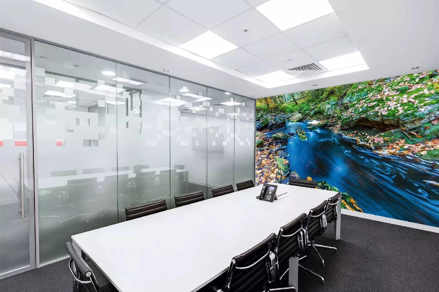 Fototapetes ar skaistu ainavu - Rudens straumes, agra rudens krāsas D-ART