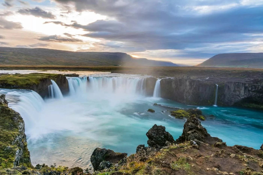 Fototapetes ar ūdenskritumu - Godafoss ūdenskritums, zilos toņos D-ART