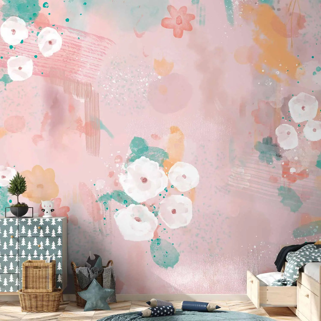 Abstrakta ziedu fototapete uz maigi rozā akvareļu  un persiku krāsas ziedu motīviem - bernistabā