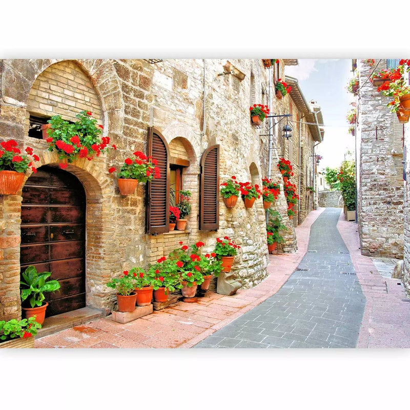 Valokuvatapetti kauniilla rakennuksella ja pienellä kadulla - Italian maakunta, 97321 G-ART