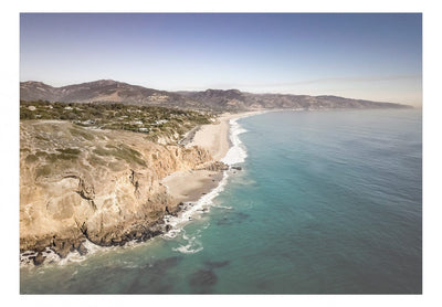 Fototapetes - Jūras ainava ar pludmali un kalniem, 136311 G-ART