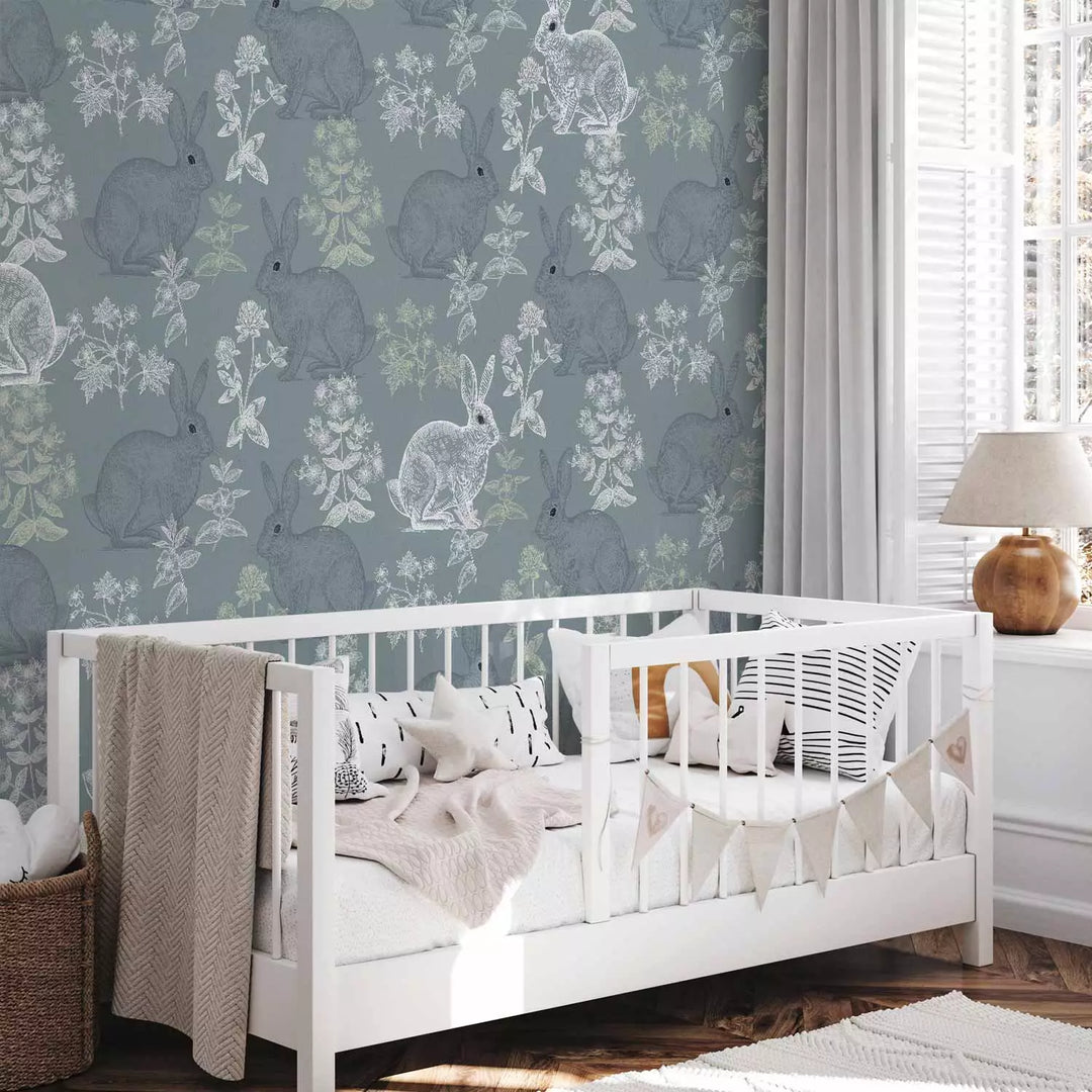 Fototapetes bērniem - Pelēki un balti zaķi uz ziedu fona, 149216 G-ART