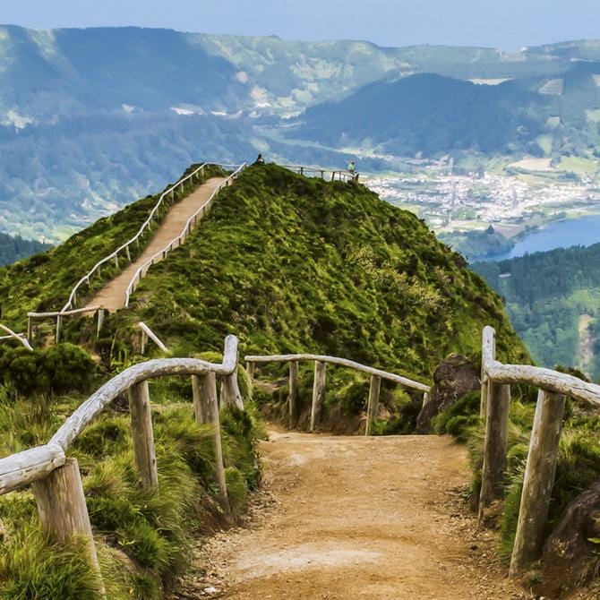 Pašlīmējošas fototapetes virtuvei - Pastaigu ceļš  (180x60 cm) Art4home