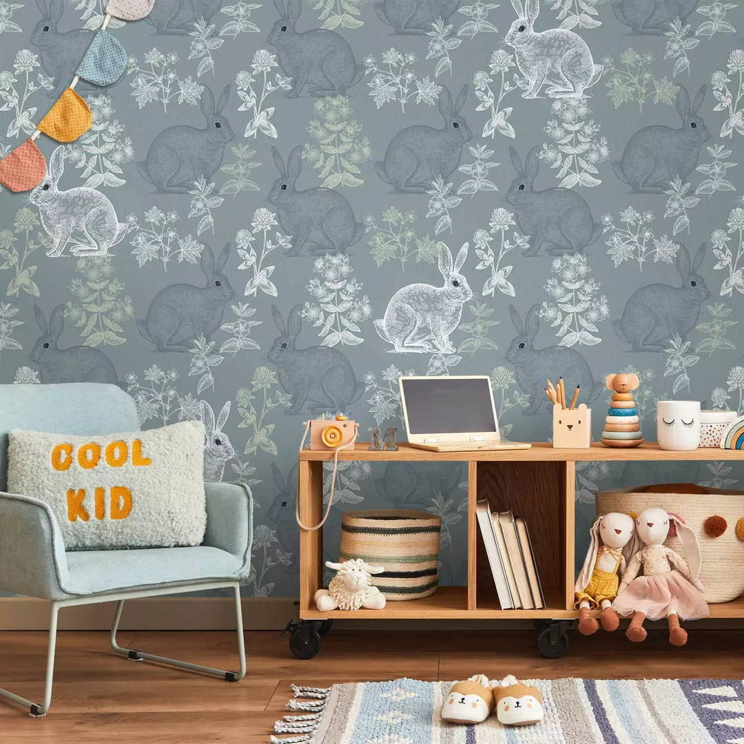 Fototapetai - Pilkos ir baltos spalvos zuikučiai gėlių fone, 149216