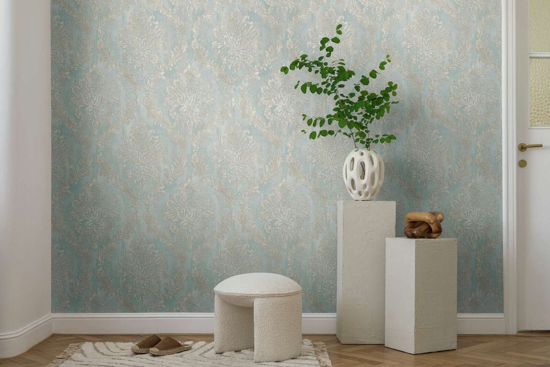 Light blue-gray non-woven wallpaper with a silvery-gray damask pattern and slight gloss, 3007735