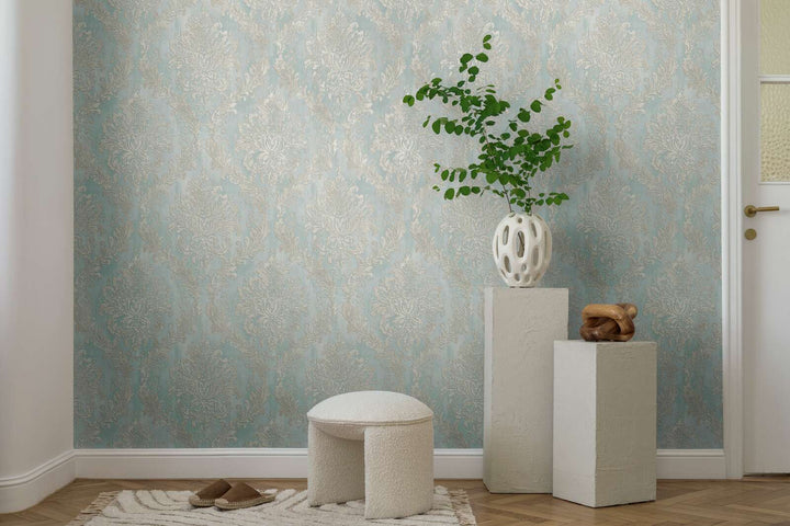 Light blue-gray non-woven wallpaper with a silvery-gray damask pattern and slight gloss, 3007735