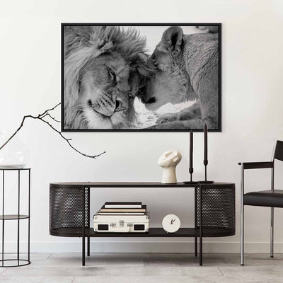 Painting in a black wooden frame - Lion's love G ART