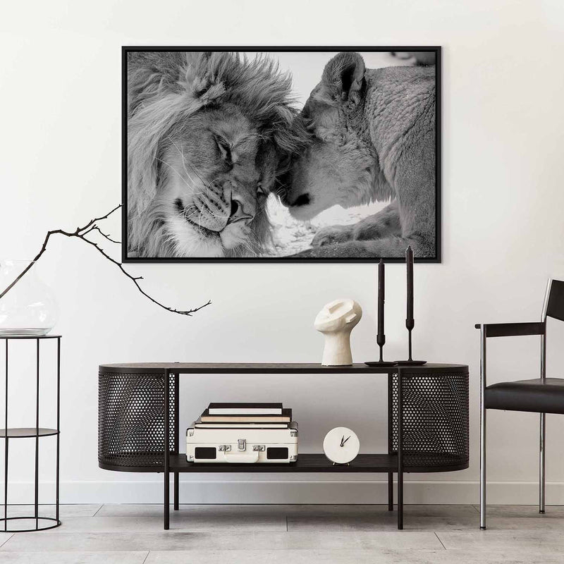 Painting in a black wooden frame - Lion&