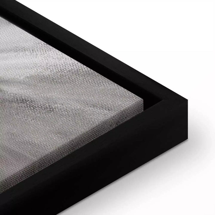 Glezna melnā koka rāmī - sarkanas magones uz abstrakta pelēka fona ART XL