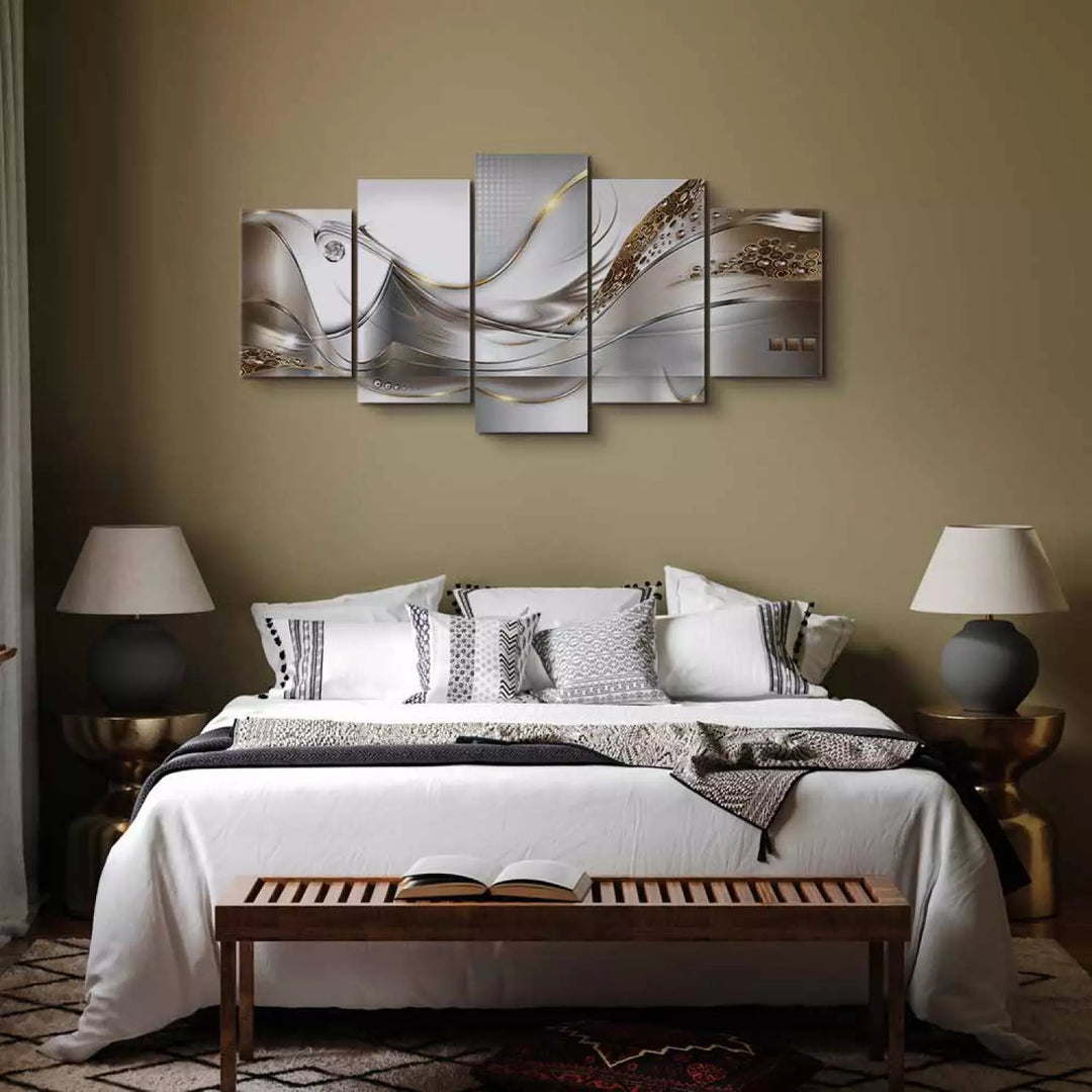 Kanva ar abstrakta rakstu  - Zelta lidojums, zeta viļņi uz pelēka ART XL