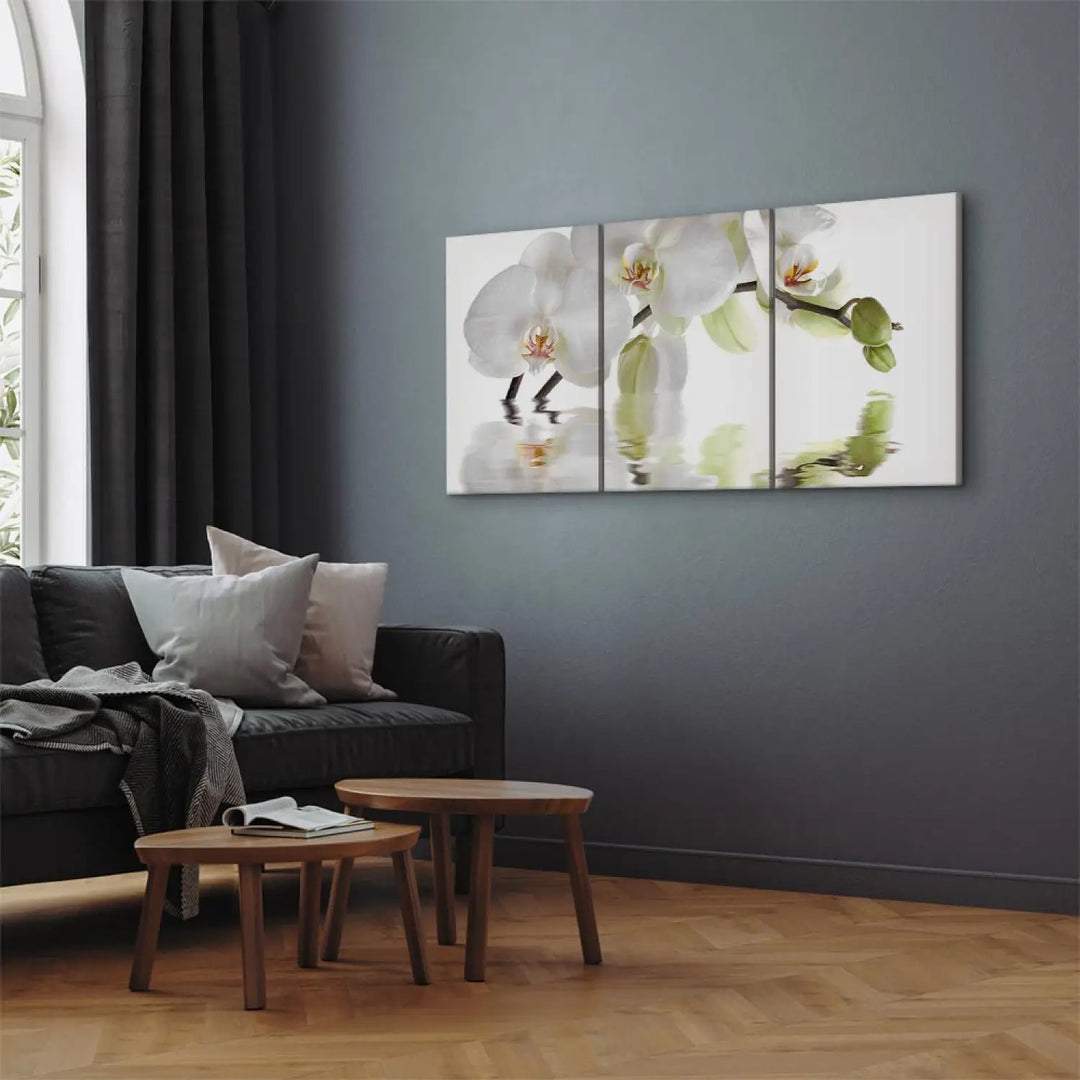 Kanva ar baltām orhidejām uz balta fona - Brīnišķīgā orhideja ART XL