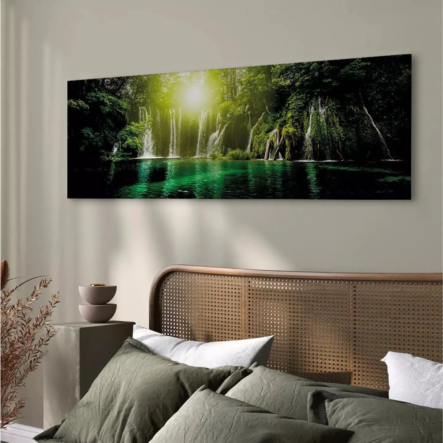 Kanva ar dabu zaļā krāsā - Smaragda dārgumi - glezna no 1 daļas G-ART