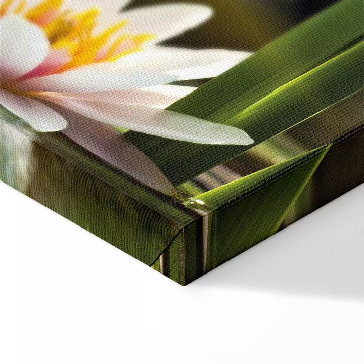 Glezna "Lotosa Mirdzums" – Zaļš Ziedu Motīvs Interjeram ART XL