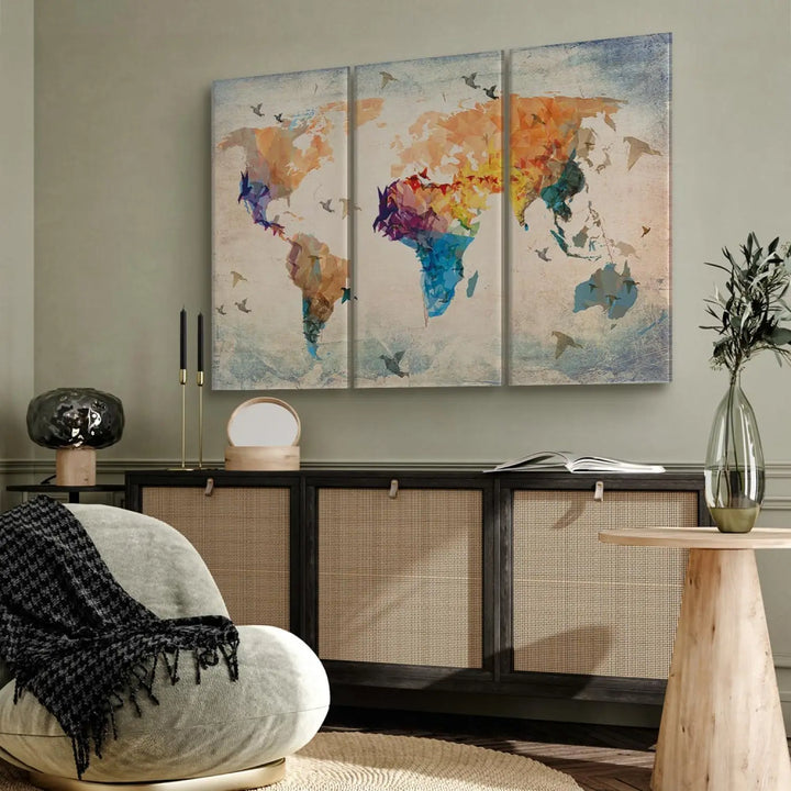 Glezna ar abstrakta pasaules karti gaišos toņos, (triptihs) ART XL