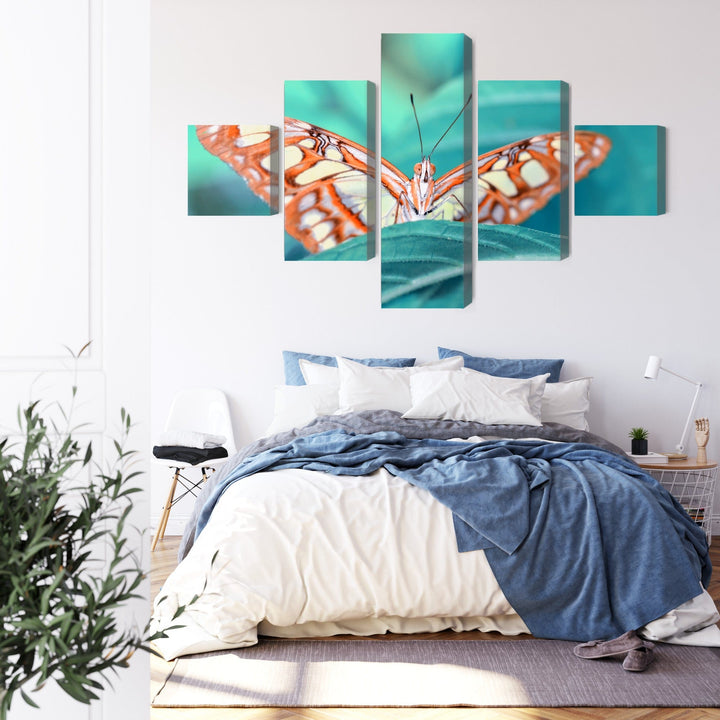 5 daļu kanva: Tauriņš uz lapas, tirkīza X-ART