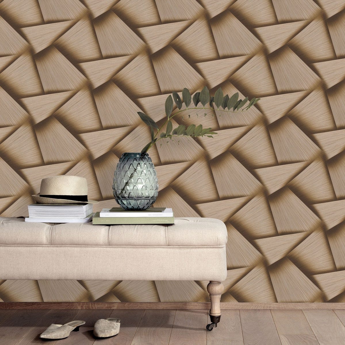 Modernas tapetes ar lielu ģeometrisku rakstu, zeltā/metālika krāsā - 3757402 Erismann