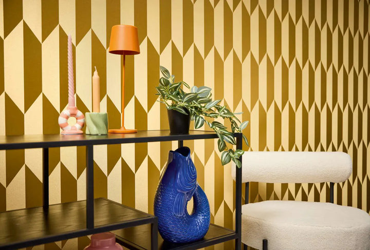 Neaustas tapetes ar spīdīgu retro rakstu košās krāsās – zelta | 3010522 AS Creation