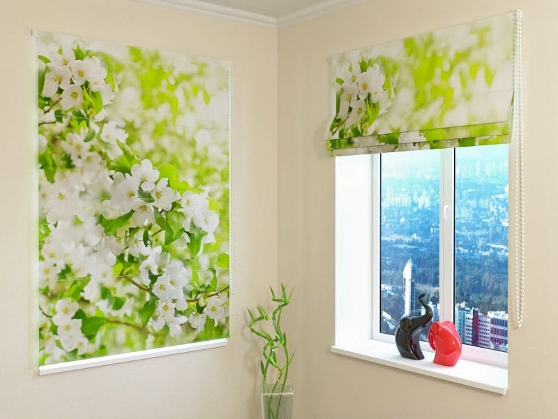 Roman blinds - Spring Mood - White Flowering Tree Tapetenshop.lv