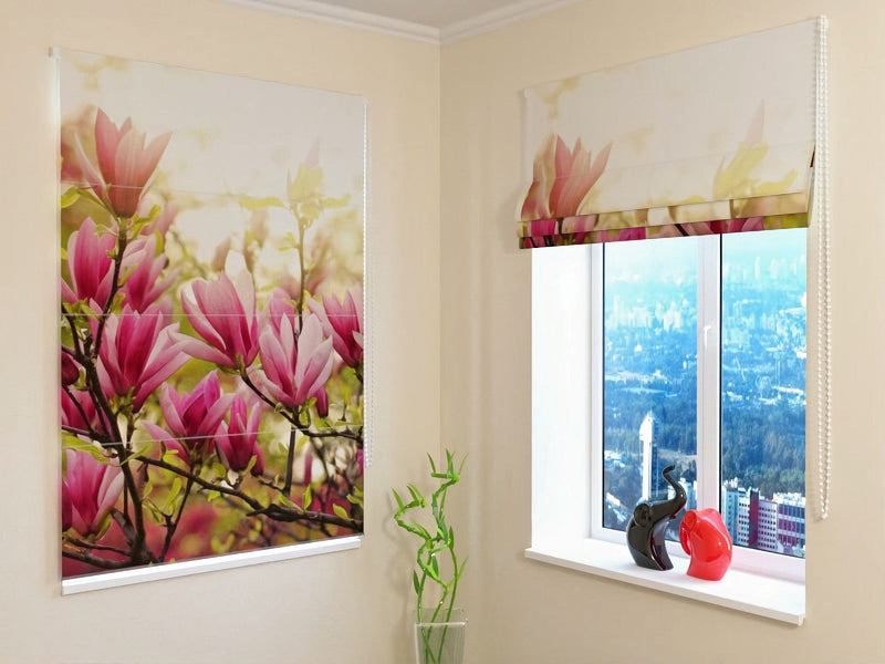 Beautiful blinds for the room - Magnolia tree at the sun in Staros Tapetenshop.lv