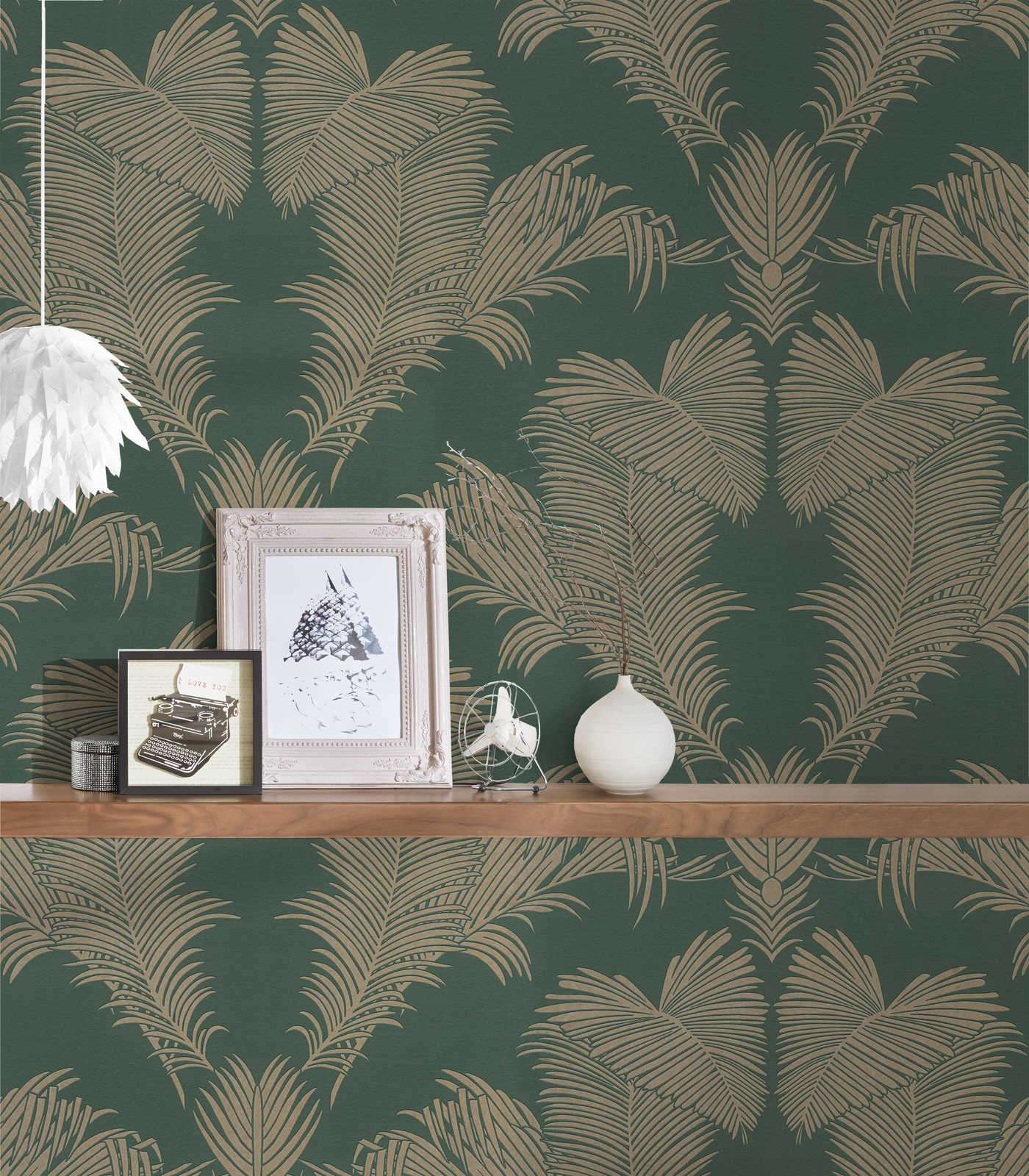 Palmu lapu zaļā krāsā ar zelta un matētu efektu 379595 Tapetenshop.lv