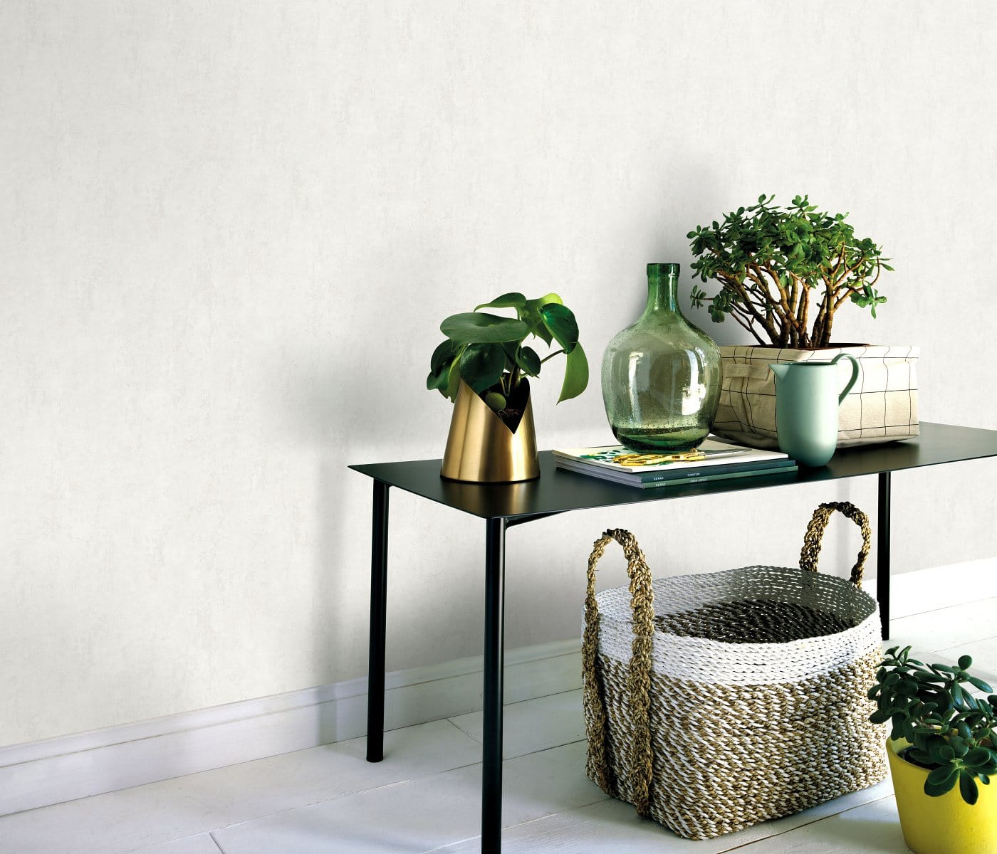 Baltas tapetes kas atgādina koka mizu un atdzisušu lavu, 1037526 Erismann